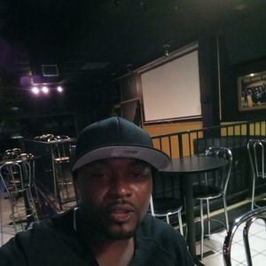 Meet your Posher, Larry